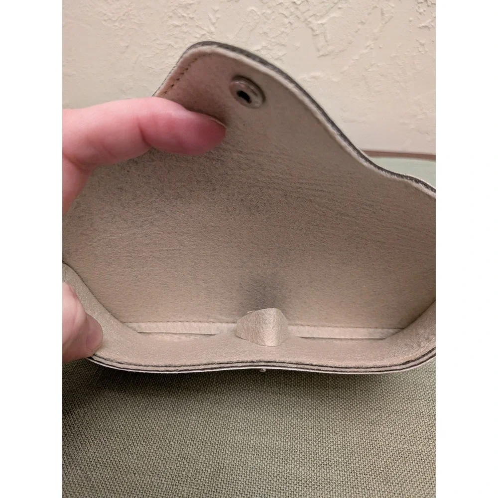 Dana Buchman Gold Croc Embossed Faux Leather‎ Glasses Case Snap Closure